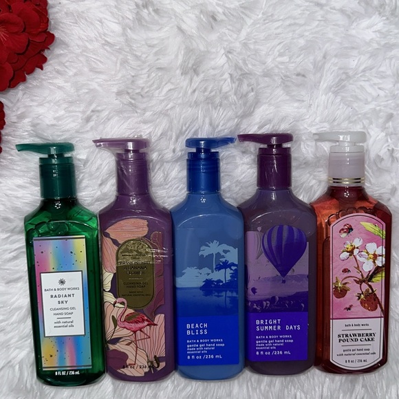 NEW 5x BATH & BODY WORKS GENTLE GEL HAND SOAP WASH 8 oz Lot Assorted NEW - Picture 2 of 16